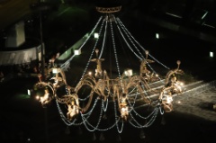 Cristal Palace Bal au clair de lustre 26 * 6240 x 4160 * (6.86MB)